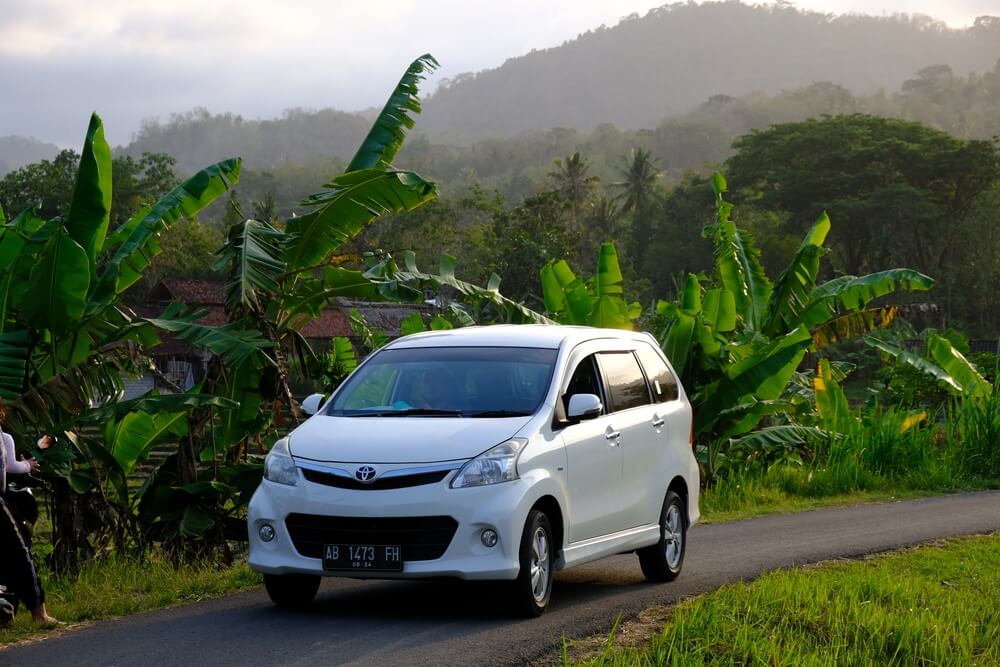 Sewa Mobil Avanza Bali
