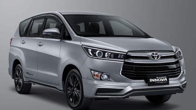 Sewa Mobil Innova Bali