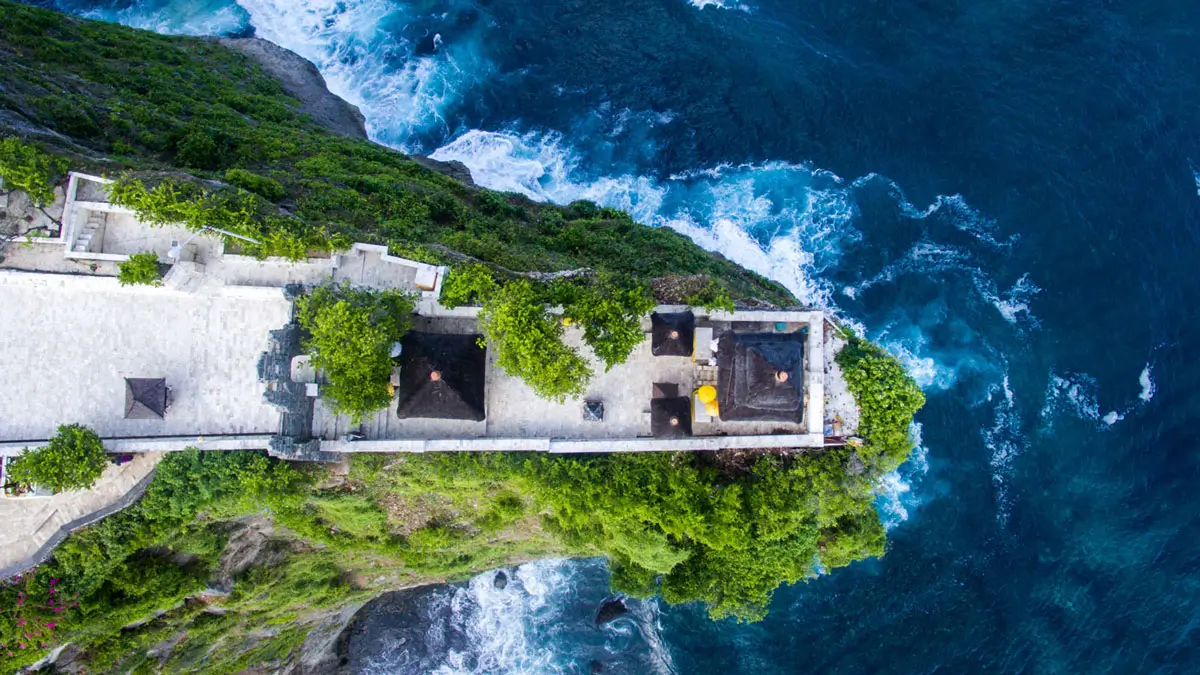 Paket Trip Keluarga ke Bali: Jelajahi Uluwatu dengan Private Car Tanpa Repot