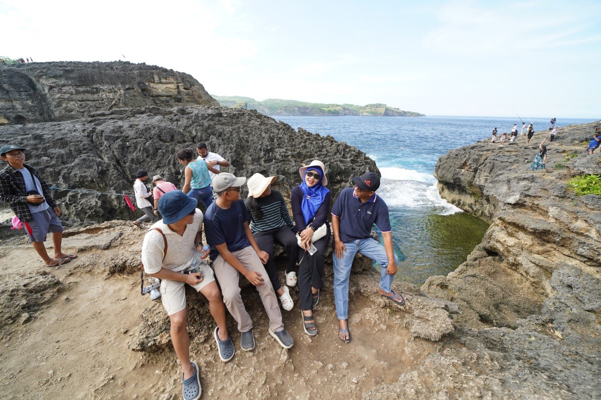 Wisata Bali Ramah Muslim: Menjelajahi Nusa Penida 5 Hari 4 Malam Bersama Keluarga